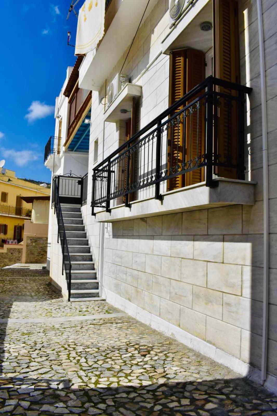 Porto Levante Ermoupoli Ngoại thất bức ảnh